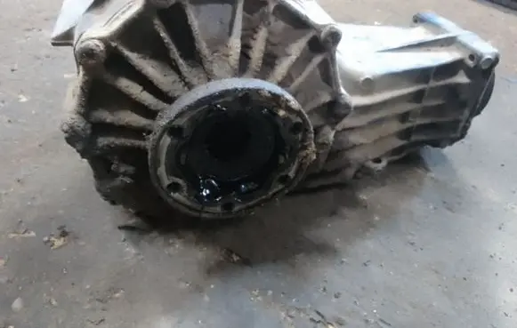 Audi A8 S8 D2 4D Rear differential 01R525053E