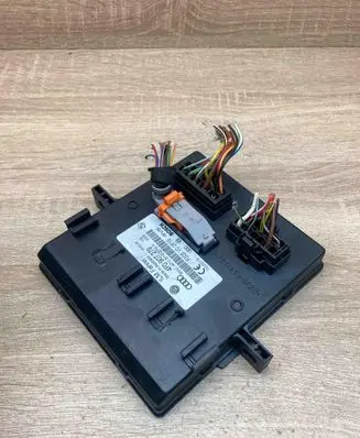 Audi Q7 4L Comfort/convenience module 4F0907279 4F0910279K WITHPLUG