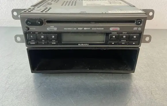 Subaru Forester SG Radio/CD/DVD/GPS head unit