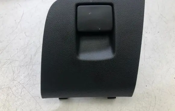Opel Astra K Front trunk storage compartment 39050143 2518354