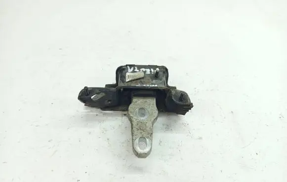 Ford Fiesta Engine mount bracket AV59-7M121-AA