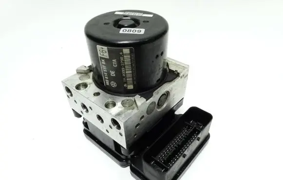 Volkswagen Golf VI ABS Pump 1K0614517BK 1K0907379AP 10096103153