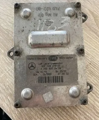 Mercedes-Benz E W211 Headlight ballast module Xenon A0028202426 5DF00827900