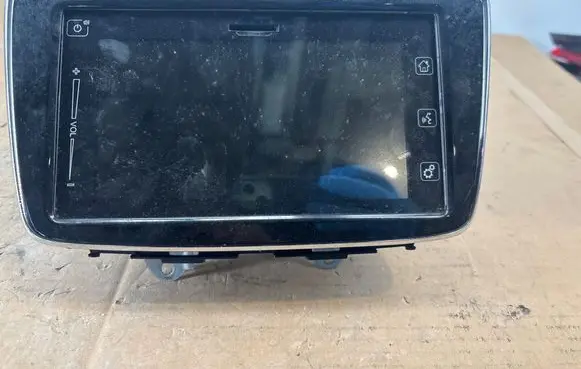 Suzuki Baleno IV Radio/CD/DVD/GPS head unit 7515000607 3992068PA1