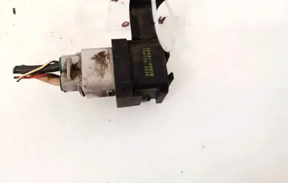 Lexus IS 220D-250-350 Glow plug pre-heat relay 2861067010 28610-67010