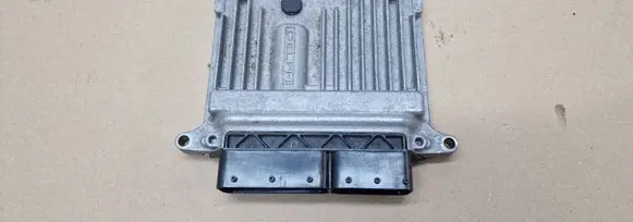 Mercedes-Benz C W204 Engine control unit/module A6461502272