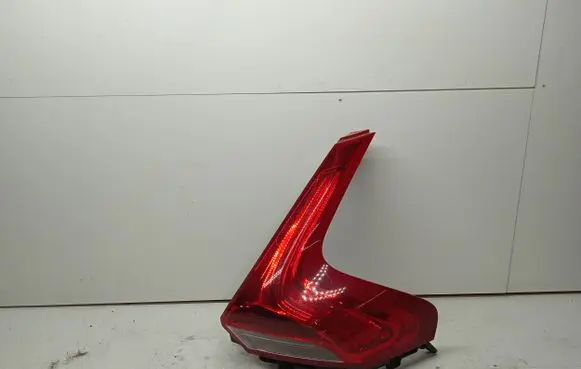 Volvo V40 Rear/tail lights 31395845