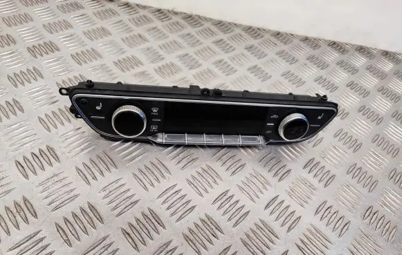 Audi Q5 SQ5 Climate control unit 80A820043K