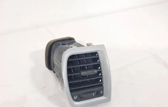 Skoda Fabia Mk2 (5J) Dashboard side air vent grill/cover trim 5J0819702 1611182