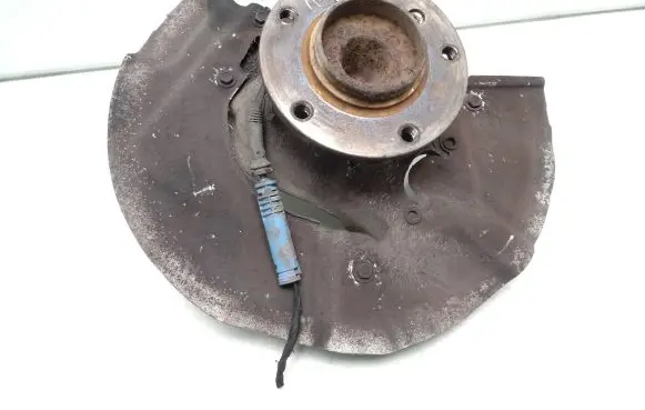 BMW 5 E60 E61 Front wheel hub spindle knuckle 6760953 6908705 6758527