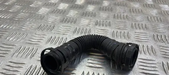 Porsche Cayenne (92A) Breather hose/pipe 