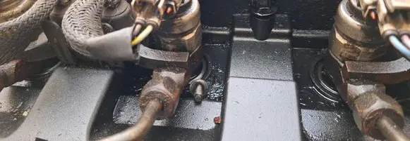 Fuel injector