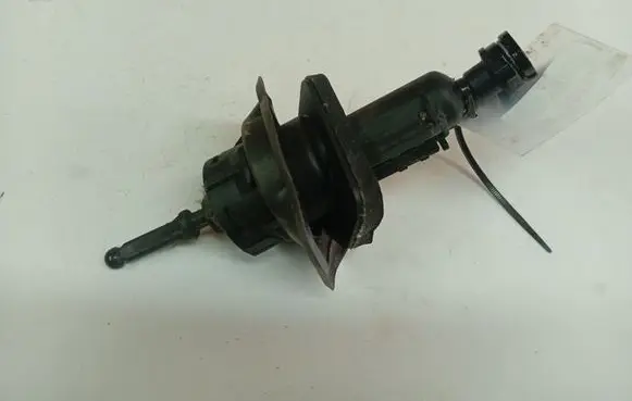 Ford Focus Clutch master cylinder