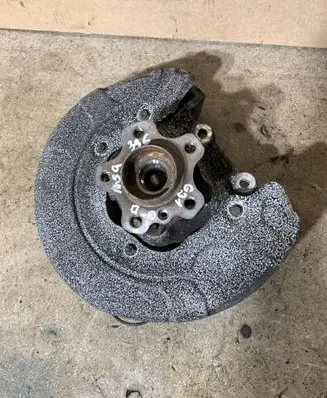 BMW 5 G30 G31 Rear wheel hub 621654