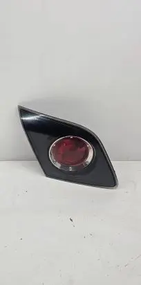 Tailgate rear/tail lights