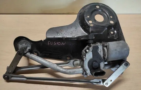Ford Fusion Front wiper linkage and motor 2N1111009