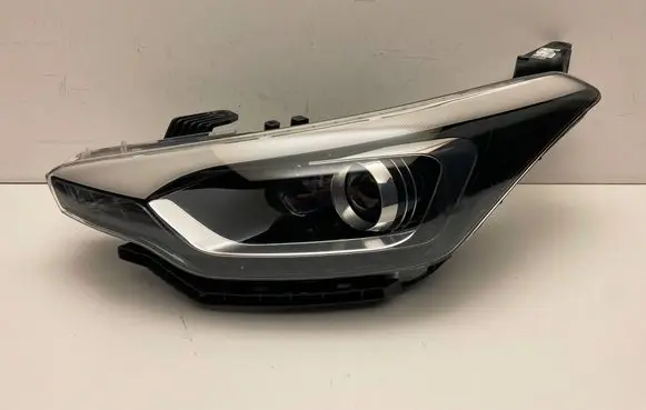 Hyundai i20 (GB IB) Headlight/headlamp 92101C8200 01048299900010 00067814011