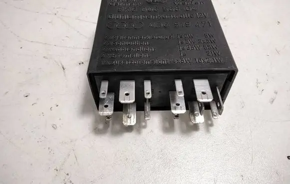 Audi A4 S4 B5 8D Other relay 4B0919471 5KG00656804 35W55W