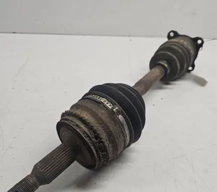 Mitsubishi Pajero Front driveshaft