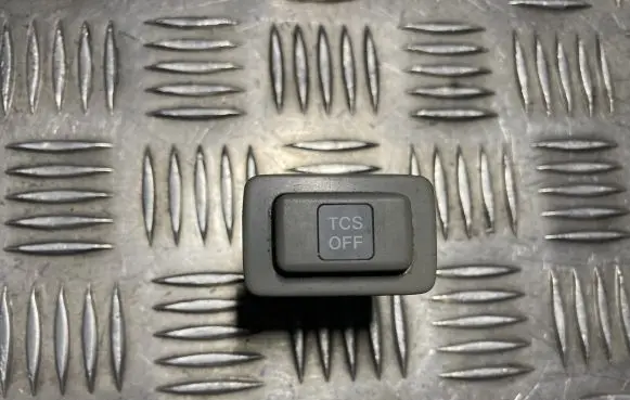 Traction control (ASR) switch