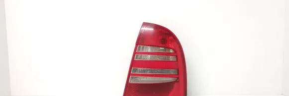 Skoda Superb B5 (3U) Rear/tail lights 3U5945112 3U5945096