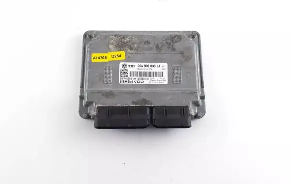 Audi A3 S3 A3 Sportback 8P Engine control unit/module 06A906033EJ 5WP40265