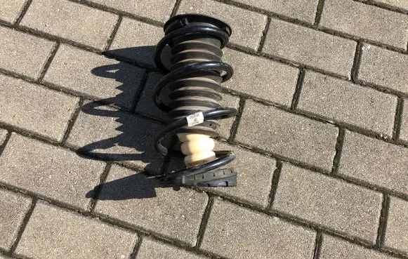 BMW 1 F70 Front coil spring 31335B368C6 5B368C6