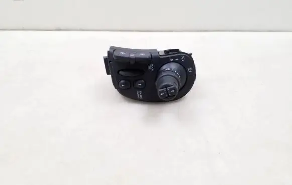 Renault Kangoo I Wiper switch 28474728