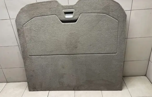 Trunk/boot floor carpet liner