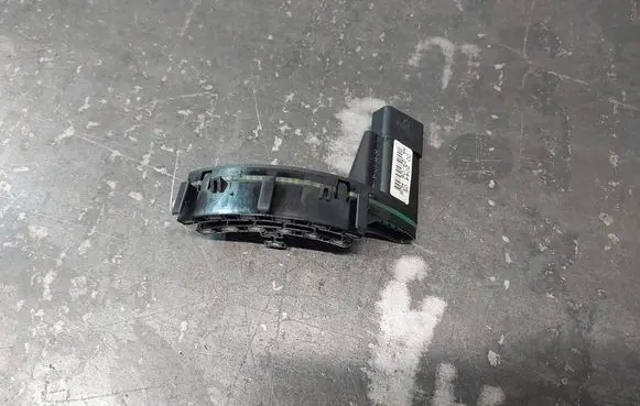 Audi A4 S4 B7 8E 8H Steering angle sensor 00204405