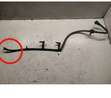 Ford Transit Fuel main line pipe