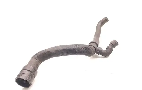 Volvo V60 Engine coolant pipe/hose