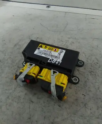 Opel Insignia A Airbag control unit/module 22922716TB