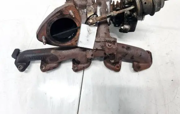 Opel Astra G Exhaust manifold 90500926
