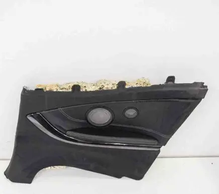 BMW M4 F82 F83 Coupe rear side trim panel 8057786 8057728