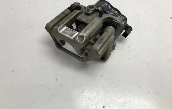 Opel Mokka B Rear brake caliper 9819059480