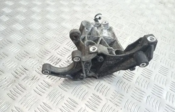 Audi A6 S6 C6 4F Power steering pump mounting bracket 