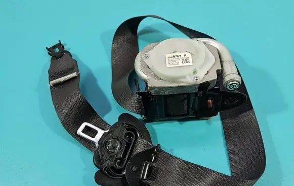 Opel Mokka Front seatbelt 42469763 IMPRK1489481
