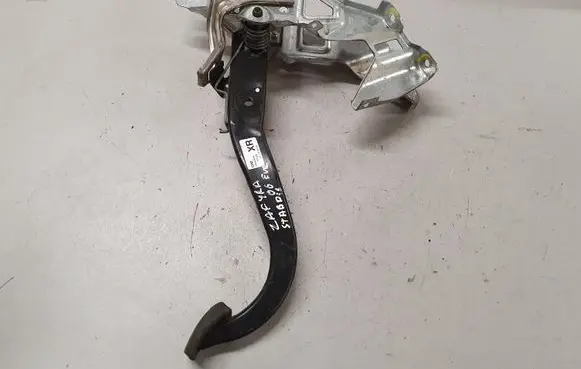 Opel Zafira B Brake pedal 24463406