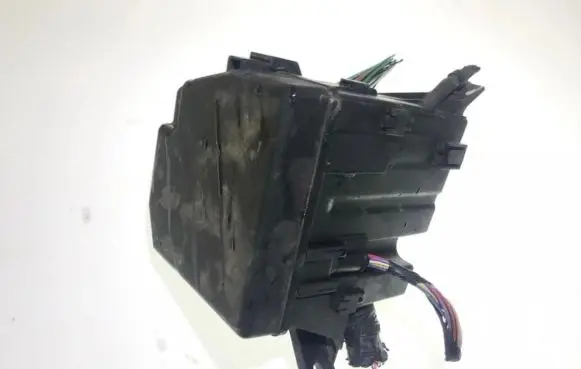 Toyota Yaris Fuse box set 7178r0a1