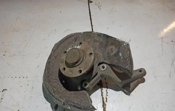 Volkswagen PASSAT B6 Rear wheel hub
