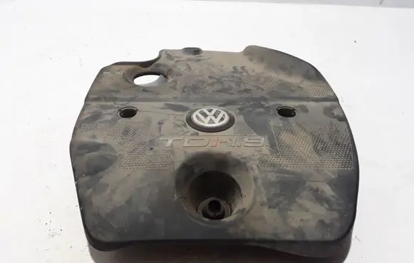 Volkswagen Golf IV Engine cover (trim) 038103925E