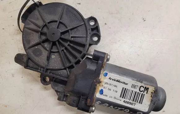 Hyundai Santa Fe Front door window regulator motor 400907 0907CM