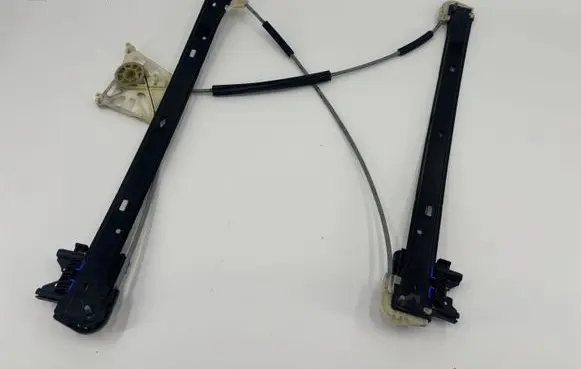 Audi SQ7 Front window lifting mechanism without motor 4M0837462A