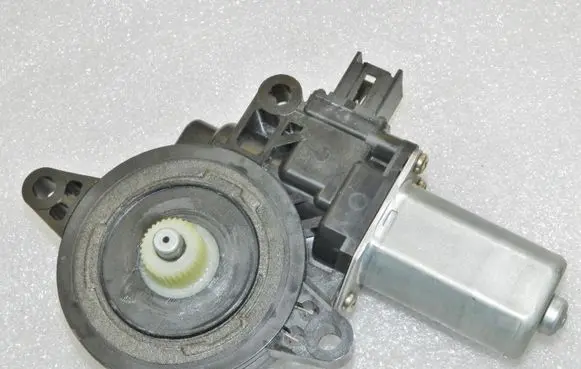 Mazda 6 Rear door window regulator motor CM012040 D6515958XB