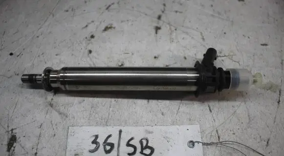 Porsche 718 Cayman 982 982c Fuel injector 0261500442