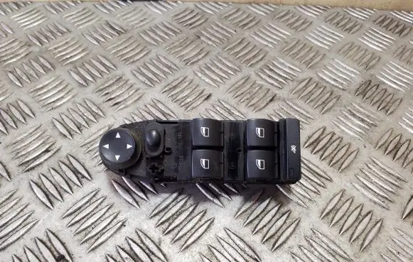 BMW X1 E84 Electric window control switch 9216047