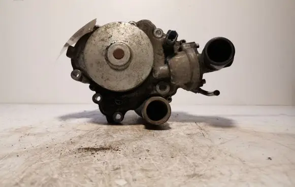 Jeep Grand Cherokee Water pump 041084259