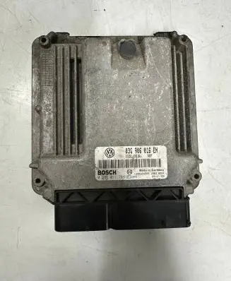 Volkswagen Touran I Engine control unit/module 03G906016EH 0281011786