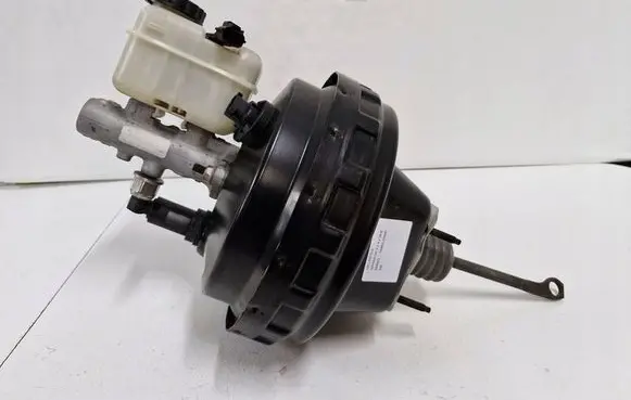 Lincoln Navigator Master brake cylinder